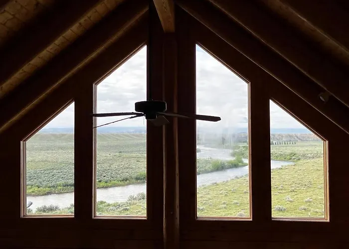 Holiday home Yellowstone River! Mountain Views! Clark