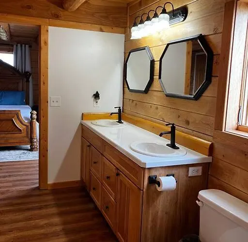 Holiday home Yellowstone River! Mountain Views!
