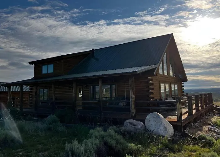 Yellowstone River! Mountain Views! * Clark