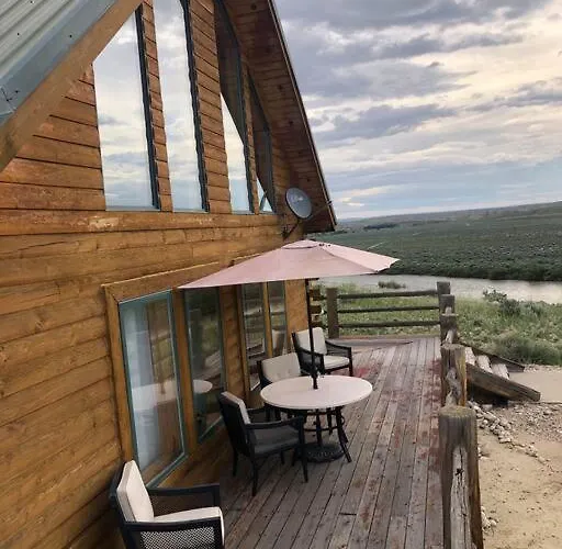 Holiday home Yellowstone River! Mountain Views! *