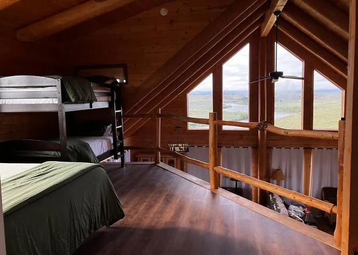 Holiday home Yellowstone River! Mountain Views!